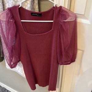 Top with mesh puff sleeve